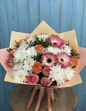 Букет цветов из:  Розы, Герберы и Хризантемы в Краснохолмский