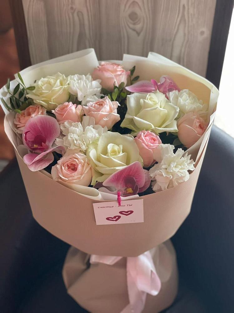 Букет цветов из: Орхидеи, Розы и Гвоздики в Краснохолмский