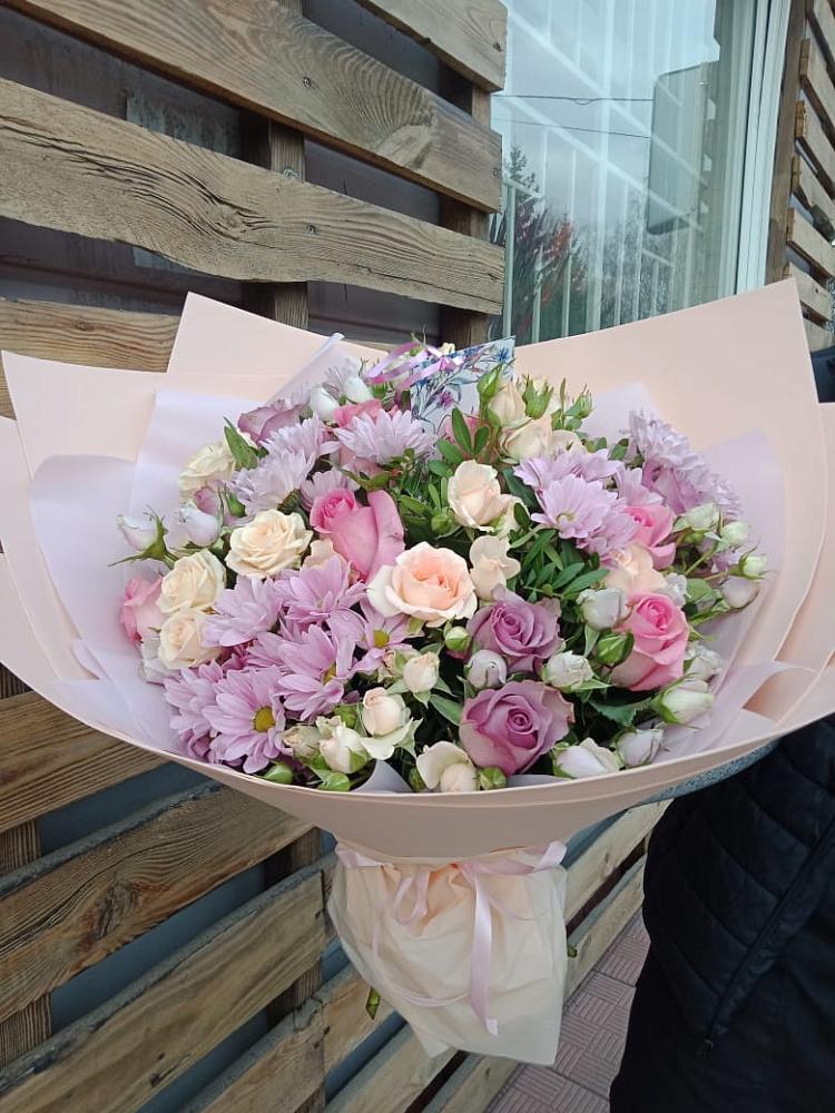 Букет цветов из: Розы и Хризантемы в Краснохолмский