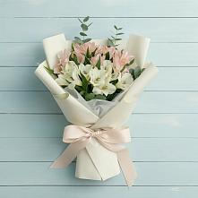 Букет цветов из:  Альстромерии в Краснохолмский