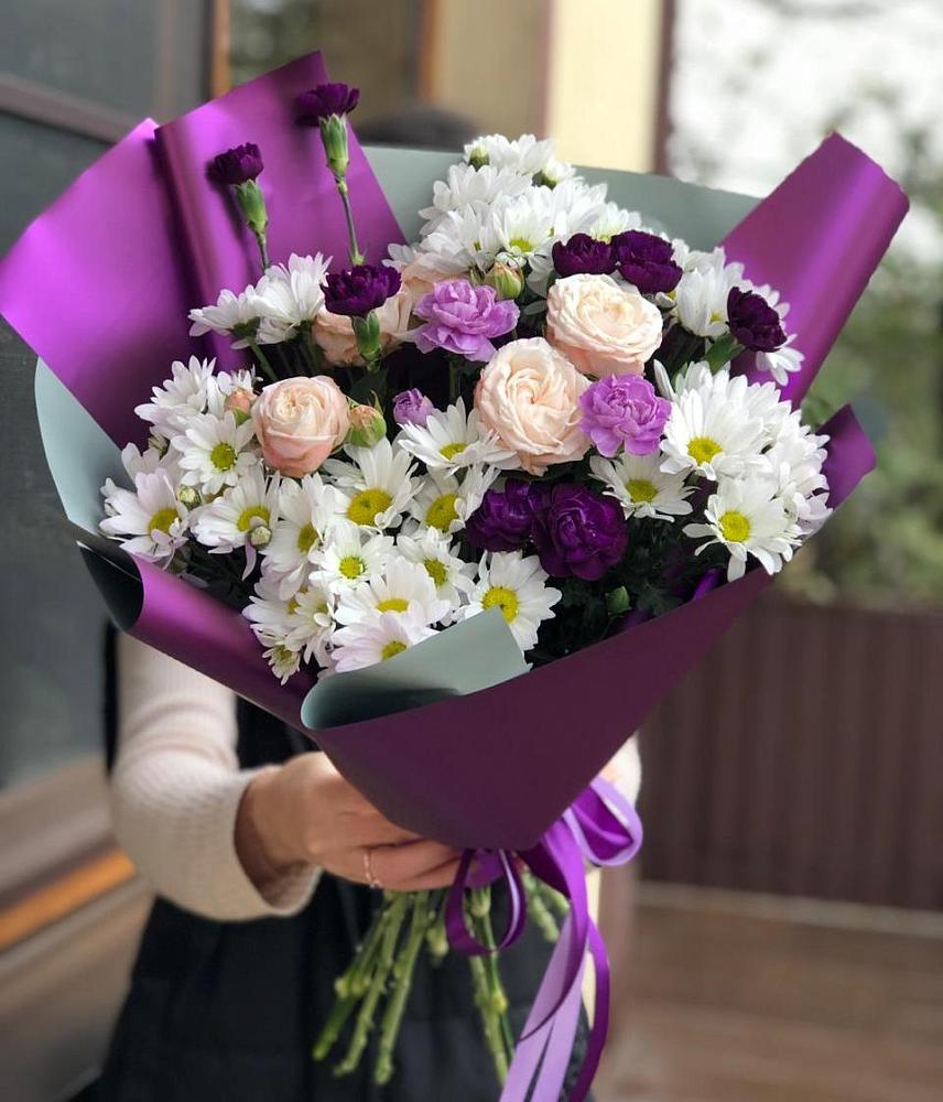 Букет цветов из: Хризантемы, Гвоздики и Розы в Краснохолмский