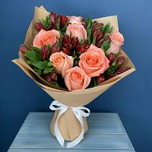 Букет цветов из:  Розы и Альстромерии в Краснохолмский