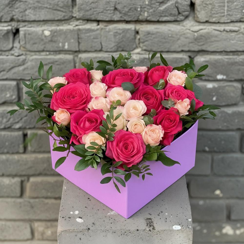 Цветочная композиция из Розы в коробке в Краснохолмский