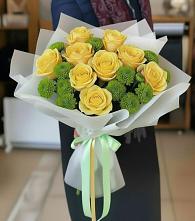 Букет цветов из:  Хризантемы и Розы в Краснохолмский