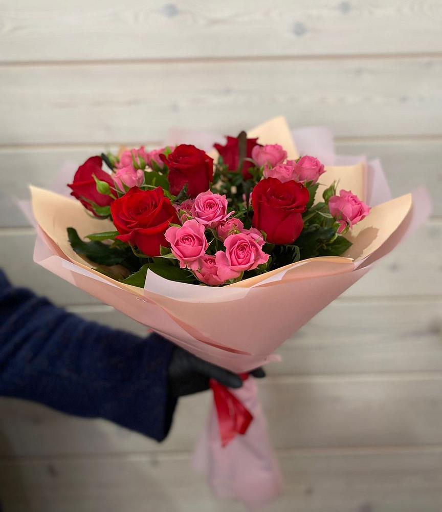Букет цветов из: Розы в Краснохолмский
