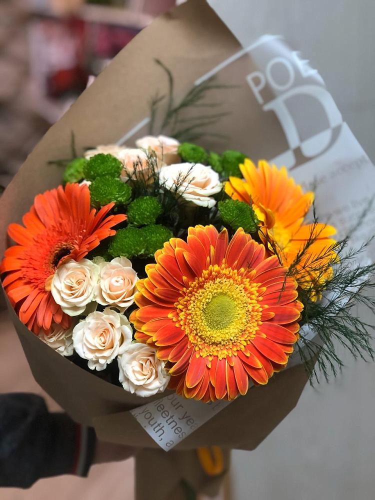 Букет цветов из: Герберы, Хризантемы и Розы в Краснохолмский